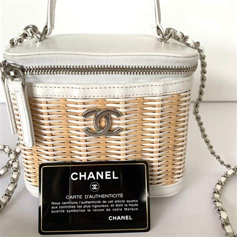 chanel vanity case silver